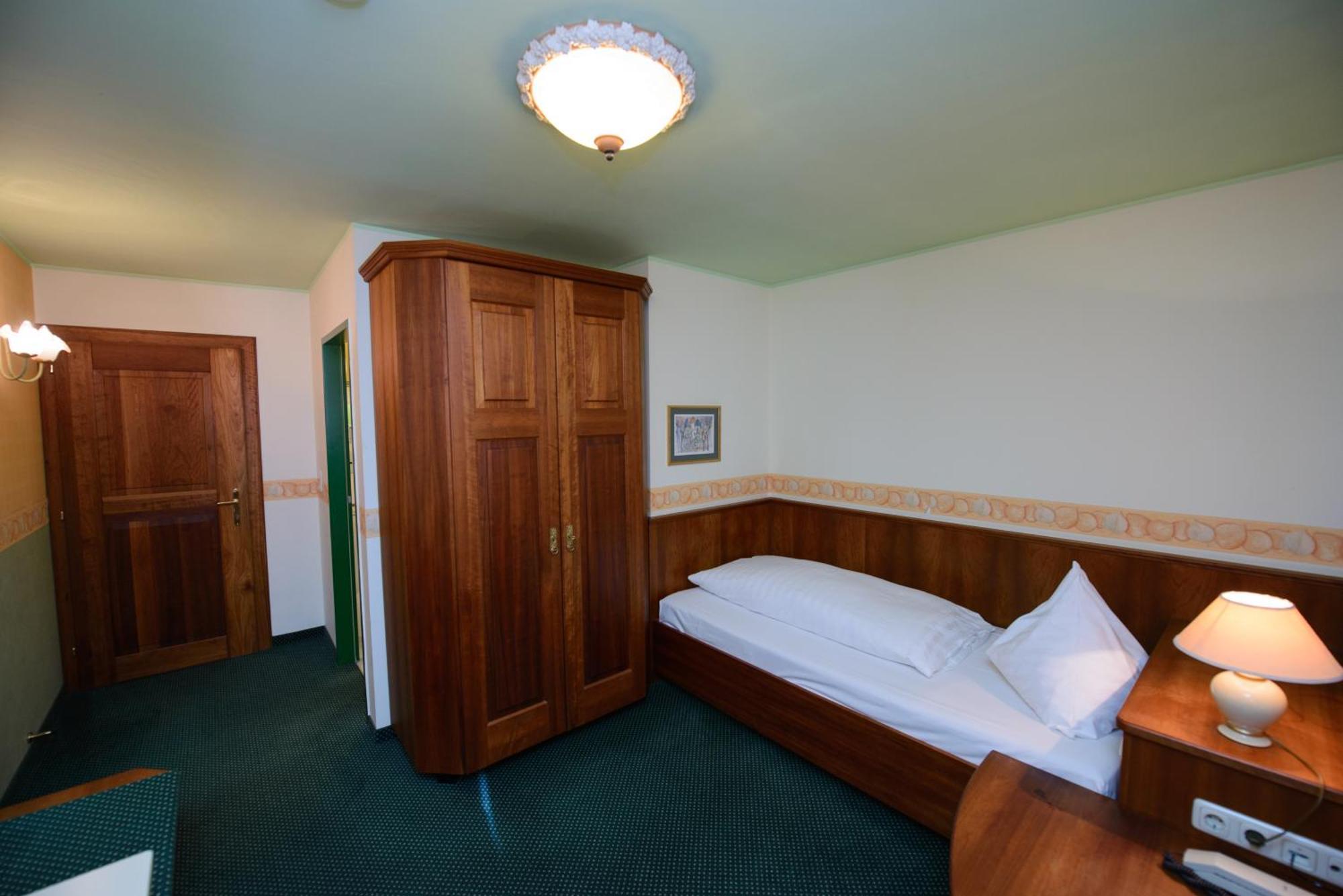 Gasthof Hotel Zweimueller Grieskircheni járás Kültér fotó
